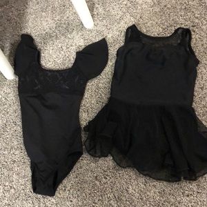 2 black tutus